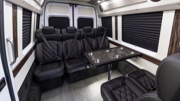 10 passenger sprinter van rental milwaukee