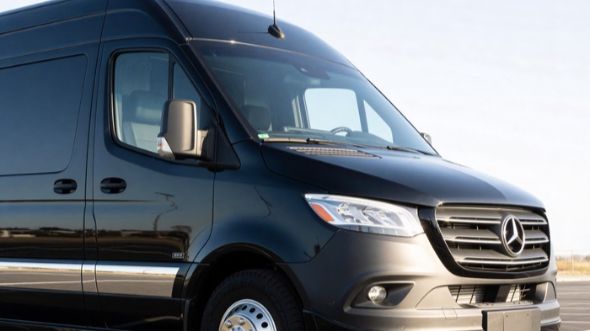 20 passenger sprinter van milwaukee