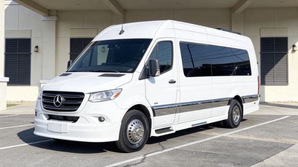 milwaukee wedding sprinter van rental